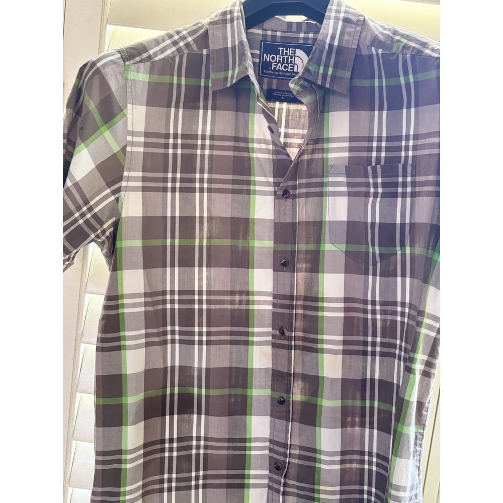 THE NORTH FACE L BUTTON Up  SHIRT MENS  Pockets Logos‎ Short Sleeves Plaid